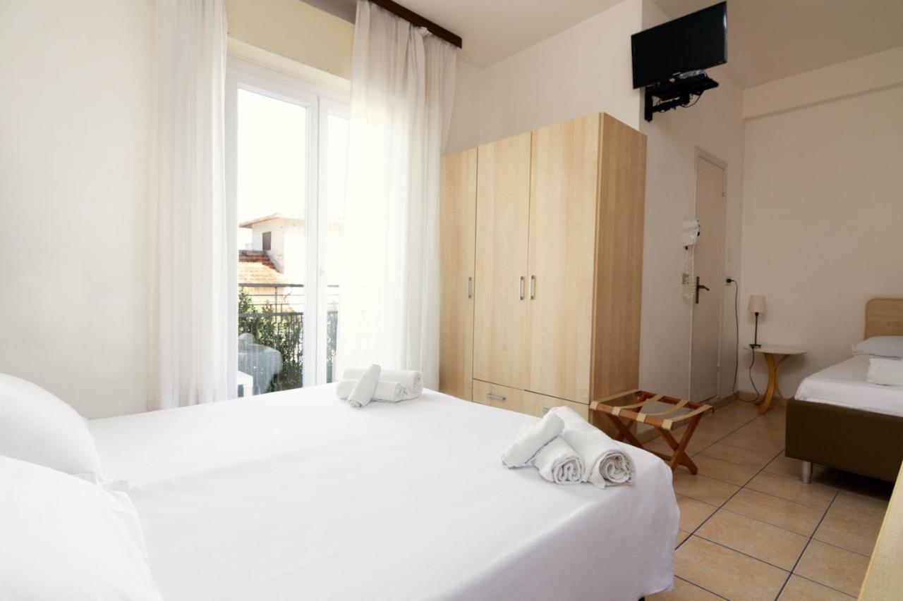 Hotel Arlecchino Riccione Extérieur photo
