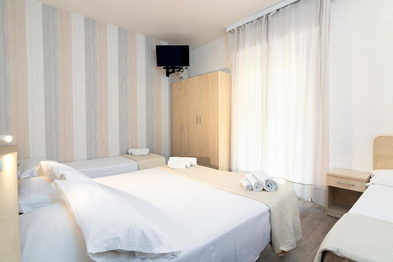 Hotel Arlecchino Riccione Extérieur photo